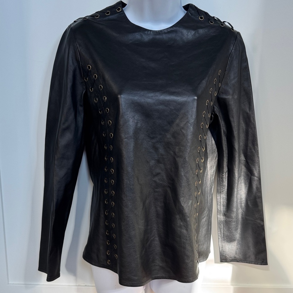 IN TRANSIT 2 Black 100% Leather Top